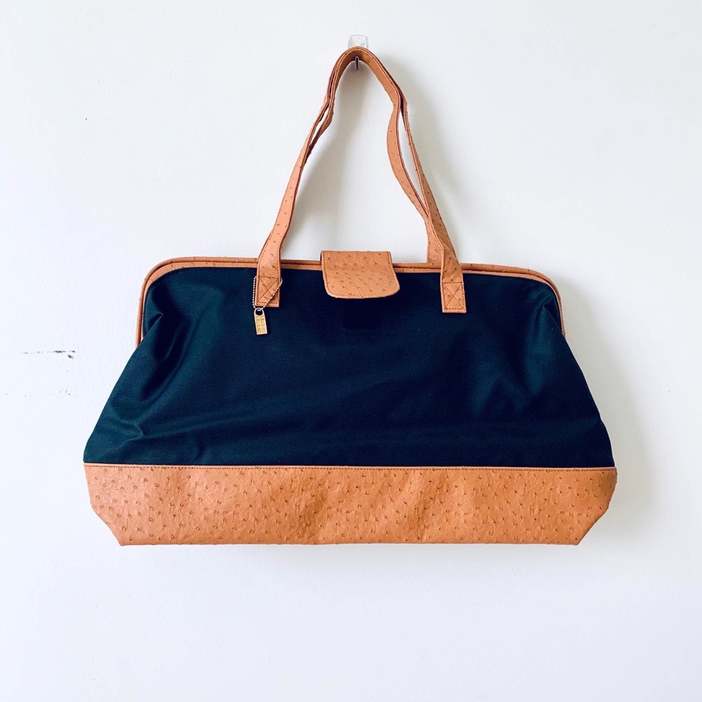 Vintage Elizabeth Arden Bag